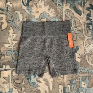 🆕 Colsie Seamless Ribbed Bike Shorts